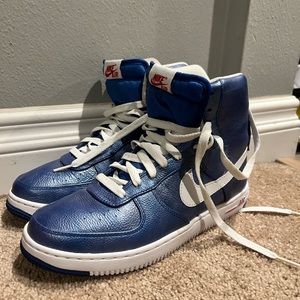Nike high Air Force in excellent condition
